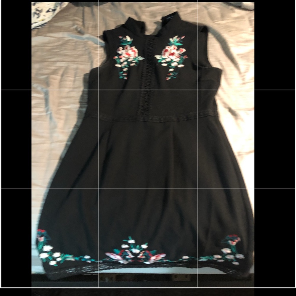 Embroidered Dress Black with Lace